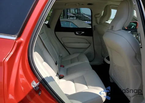 2021 Volvo Xc60 T6 Inscription from USA, damaged, VIN YV4A22RL2M1876556